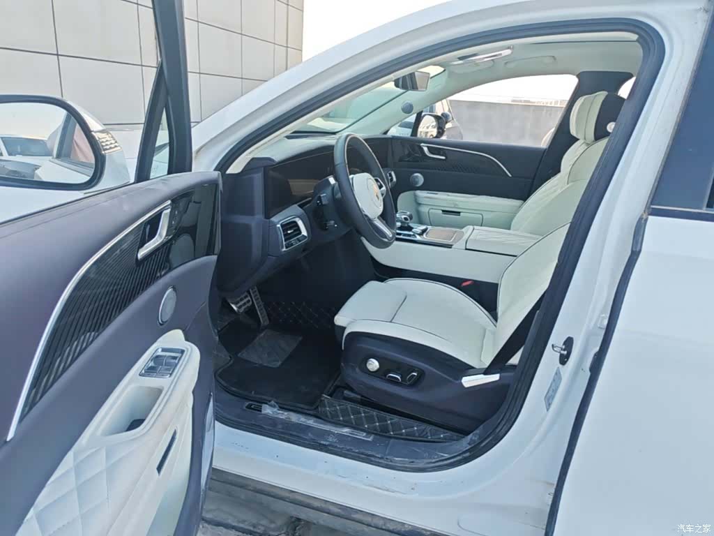 Hongqi E-HS9, 2023 16