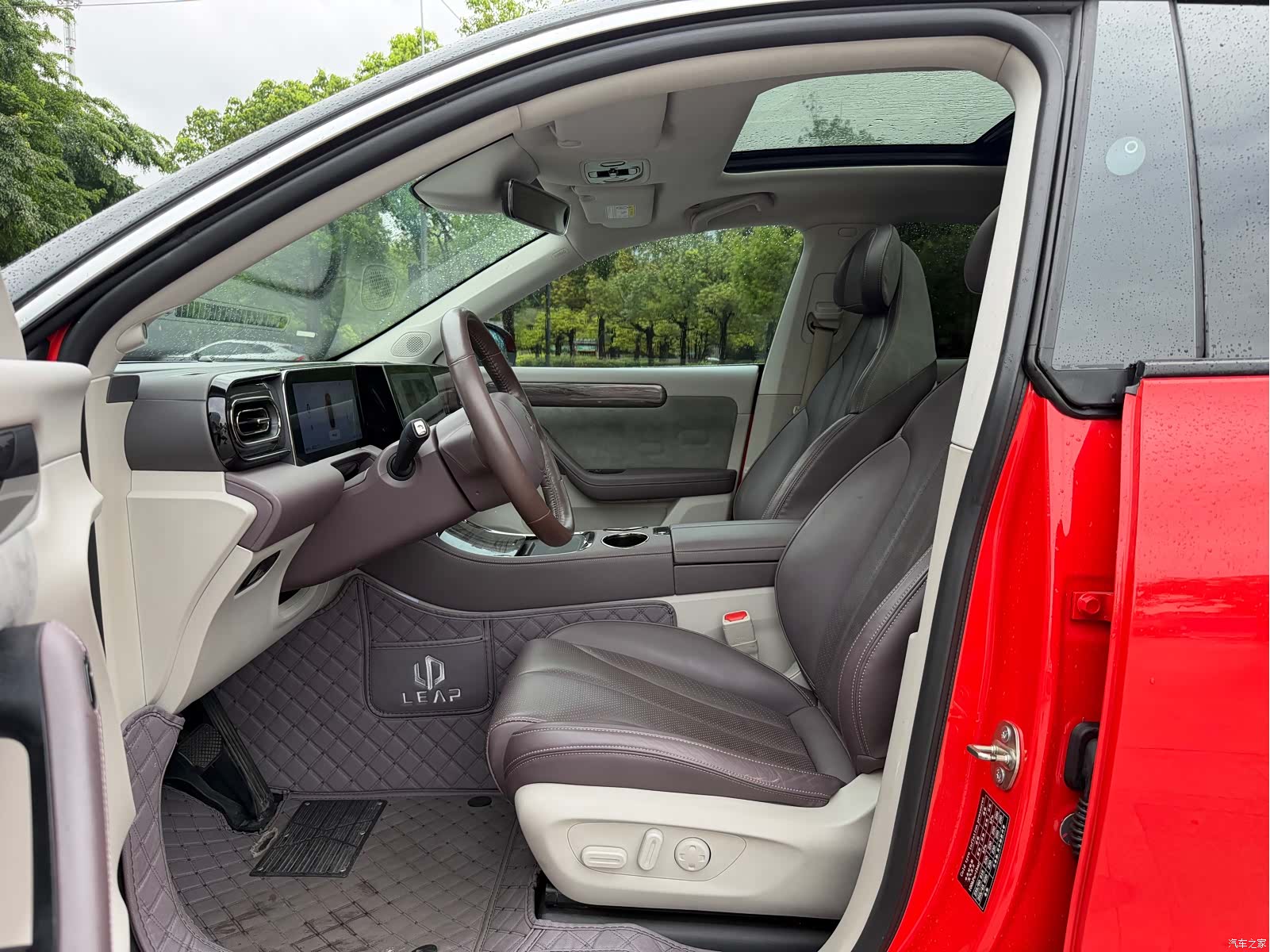 Leapmotor C11, 2022 4