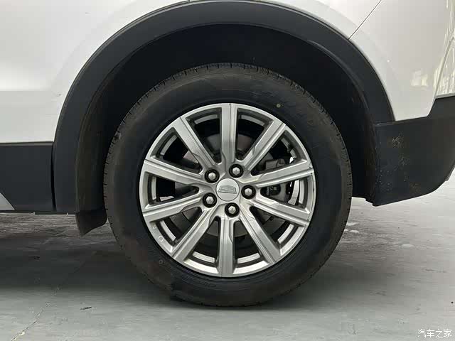 Cadillac XT4, 2019 13
