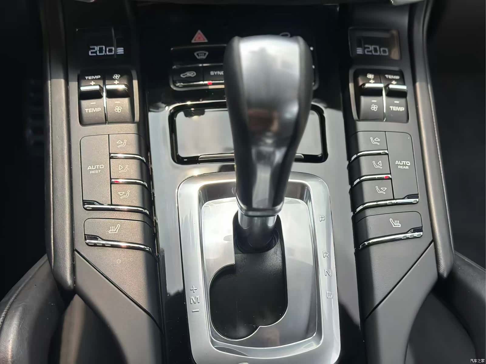 Porsche Cayenne, 2016 17