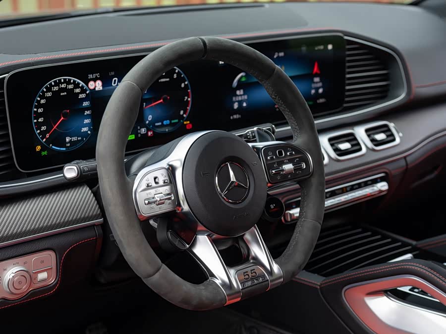 Mercedes-Benz GLE Coupe AMG 2023, фото 10