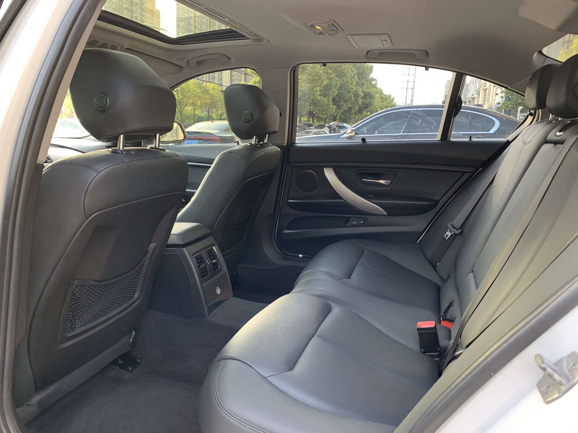 BMW 3 Series, 2016 14