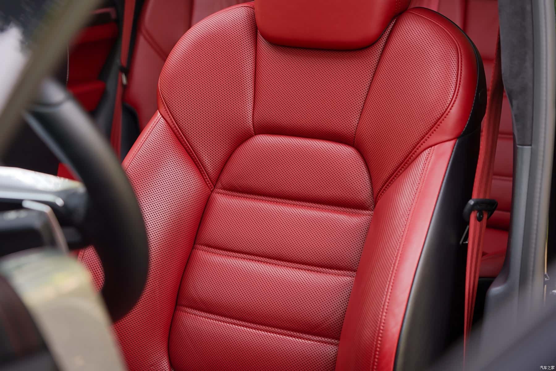 Porsche Cayenne, 2017 16