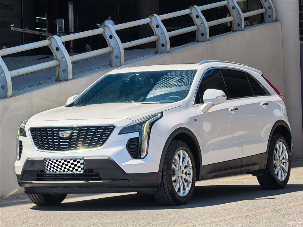 Cadillac XT4, 2022 1