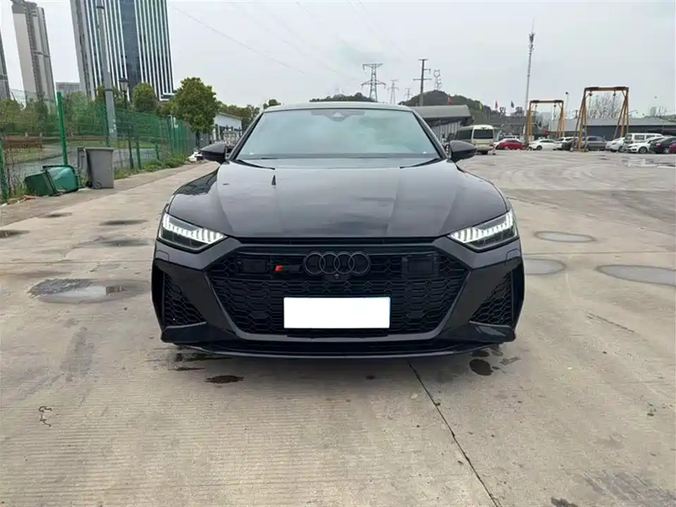 Audi A7L