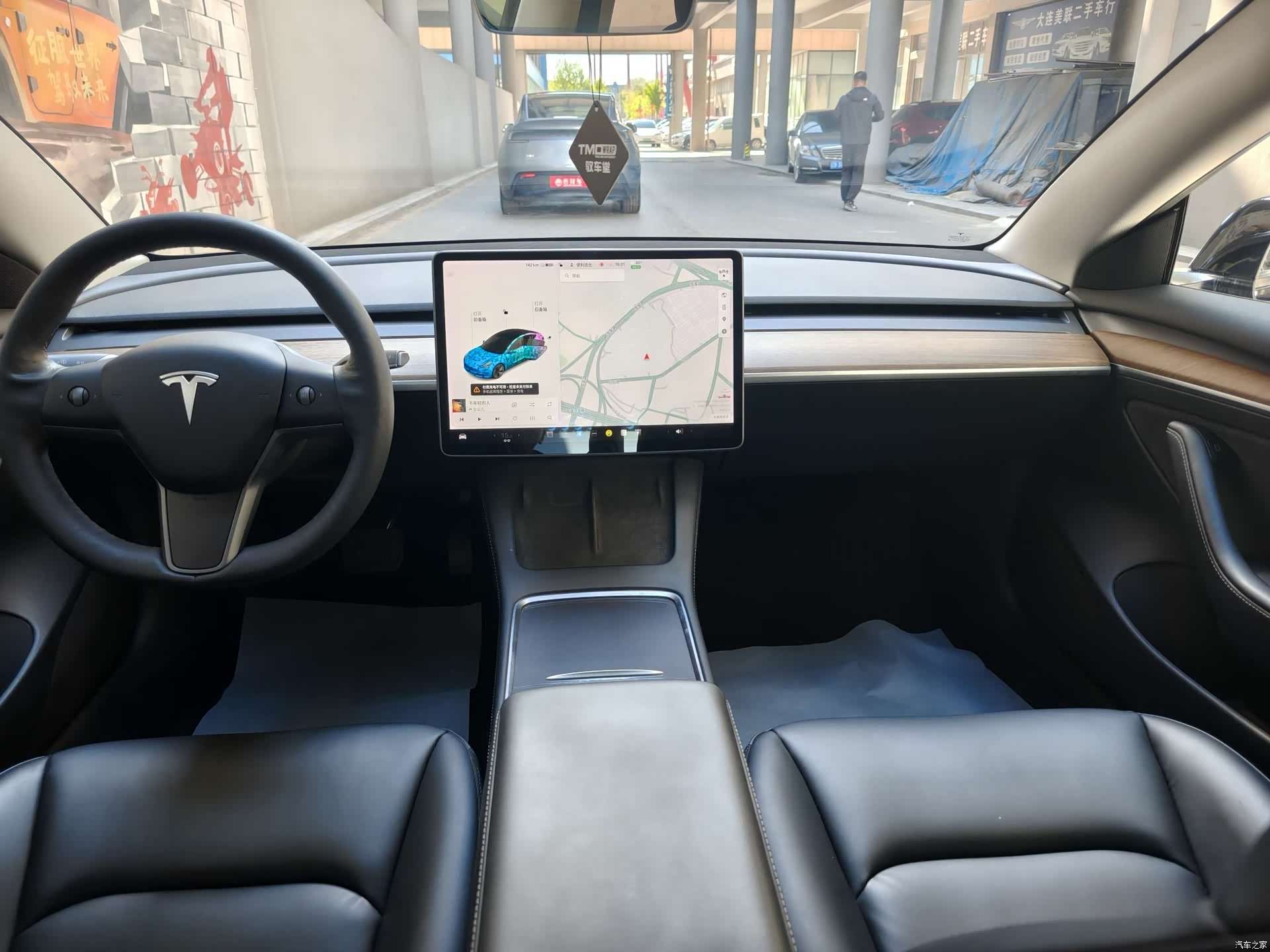 Tesla Model 3, 2021 12
