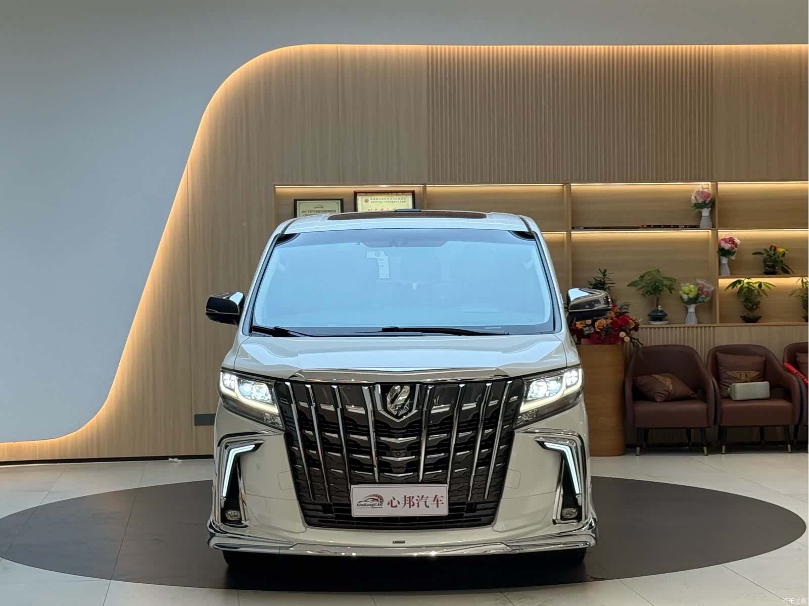Toyota Alphard, 2016 2