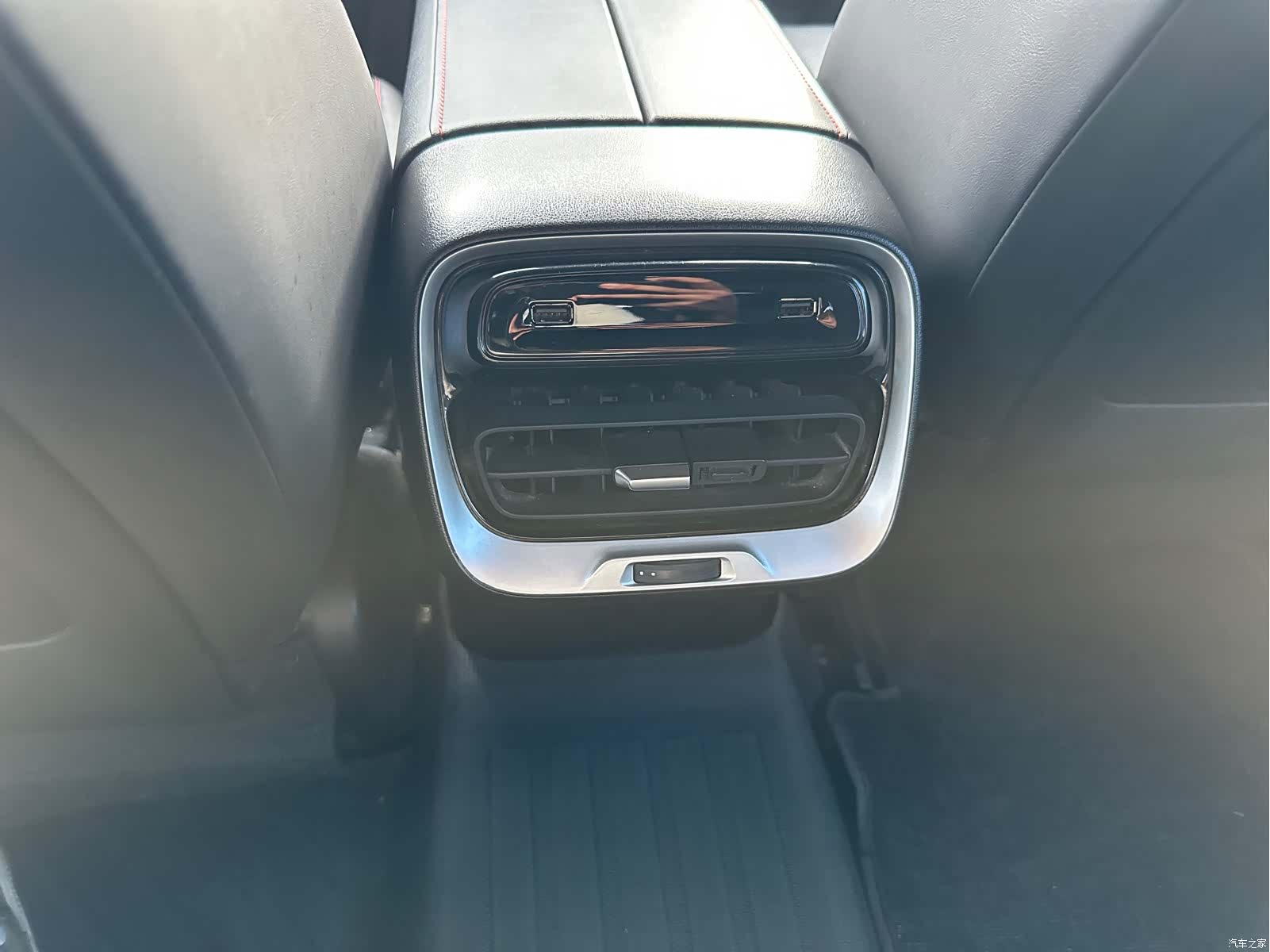 Xpeng P7, 2022 7