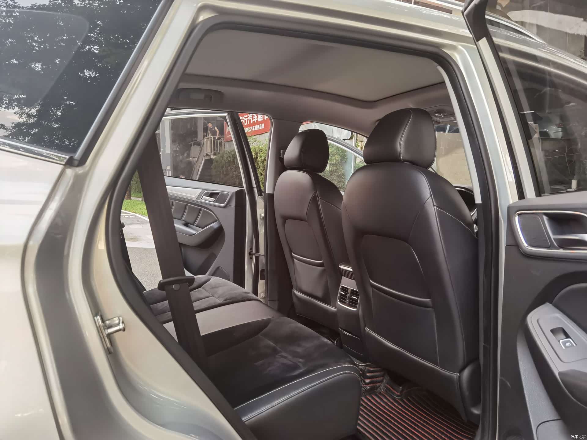 Roewe RX5, 2018 13