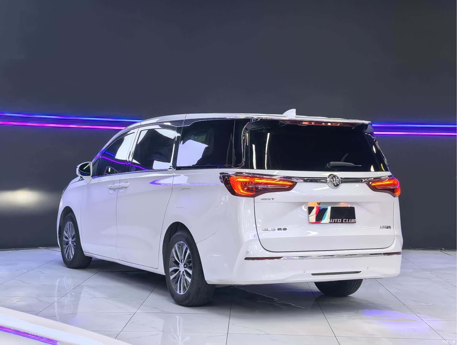 Buick GL8, 2021 6