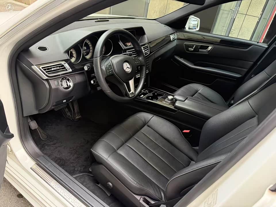 Mercedes-Benz E-class Mercedes-Benz E-class