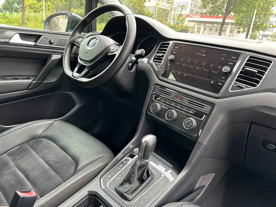 Volkswagen Golf*Jiayu