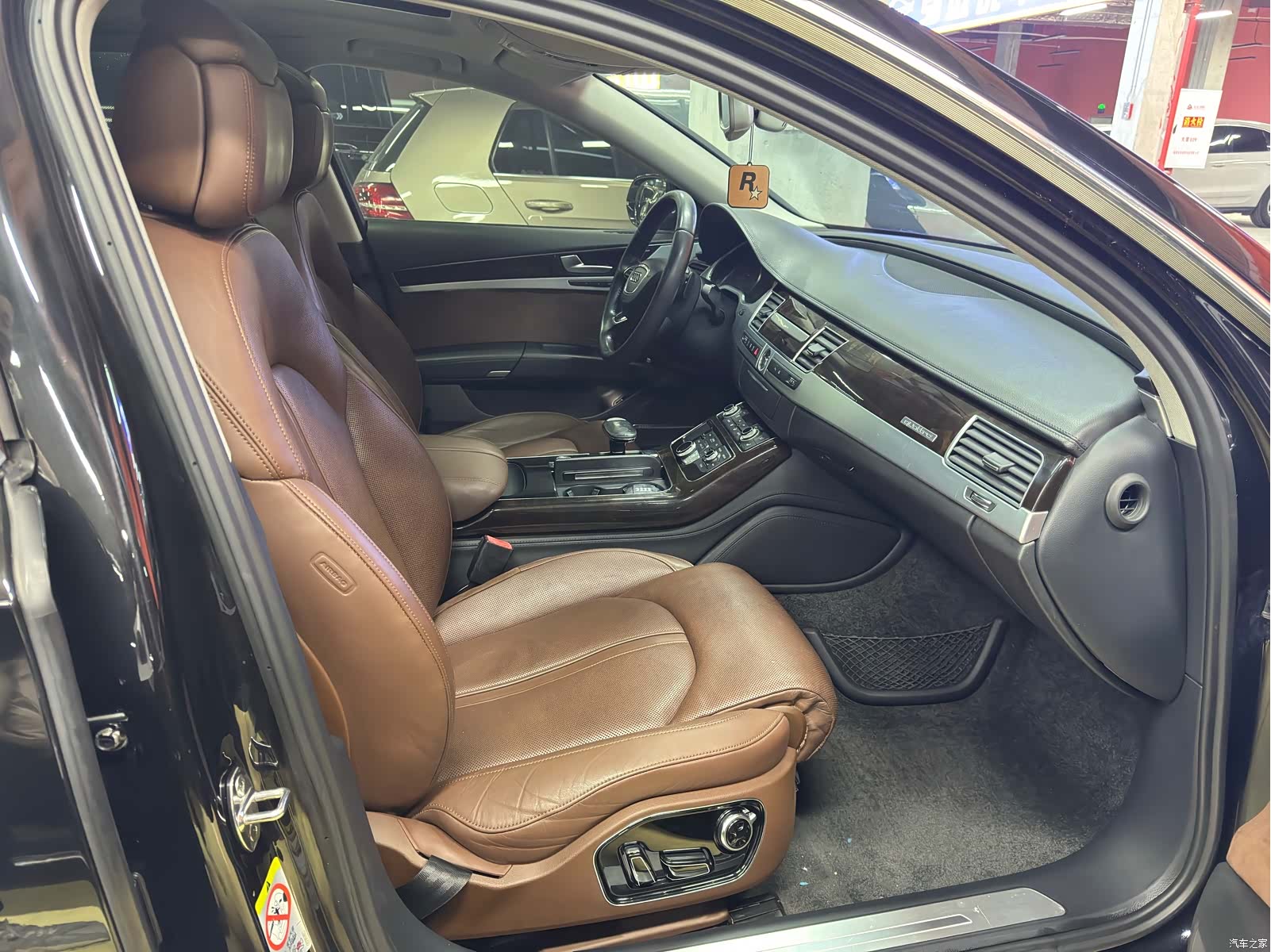 Audi A8L, 2014 14