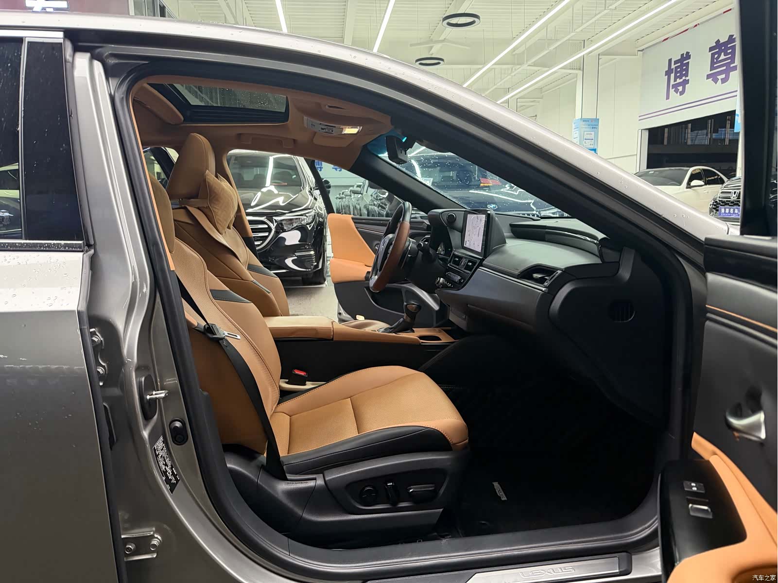 Lexus ES, 2024 16