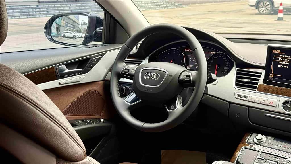 Audi A8L, 2014 16