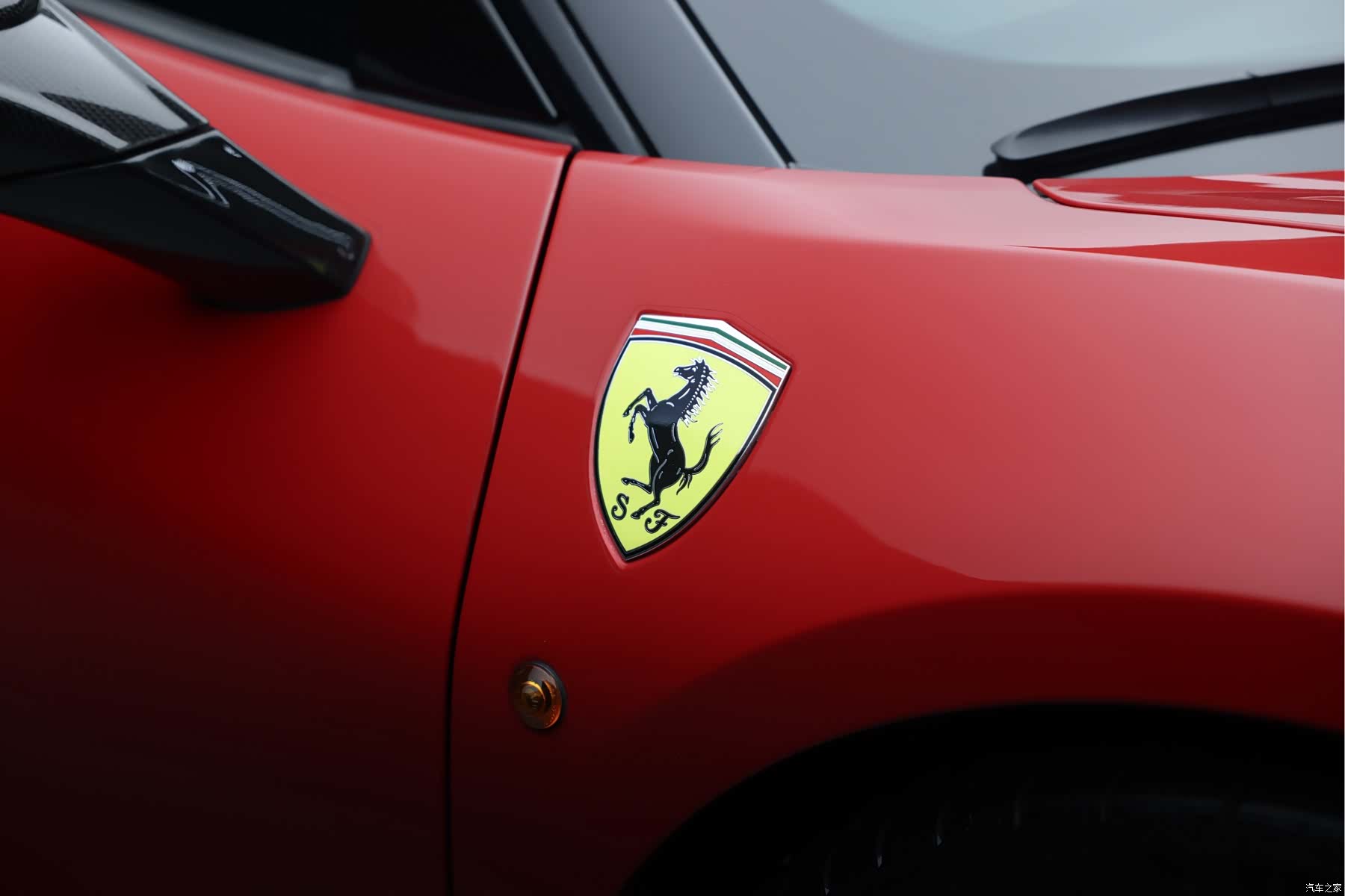 Ferrari 488, 2019 21