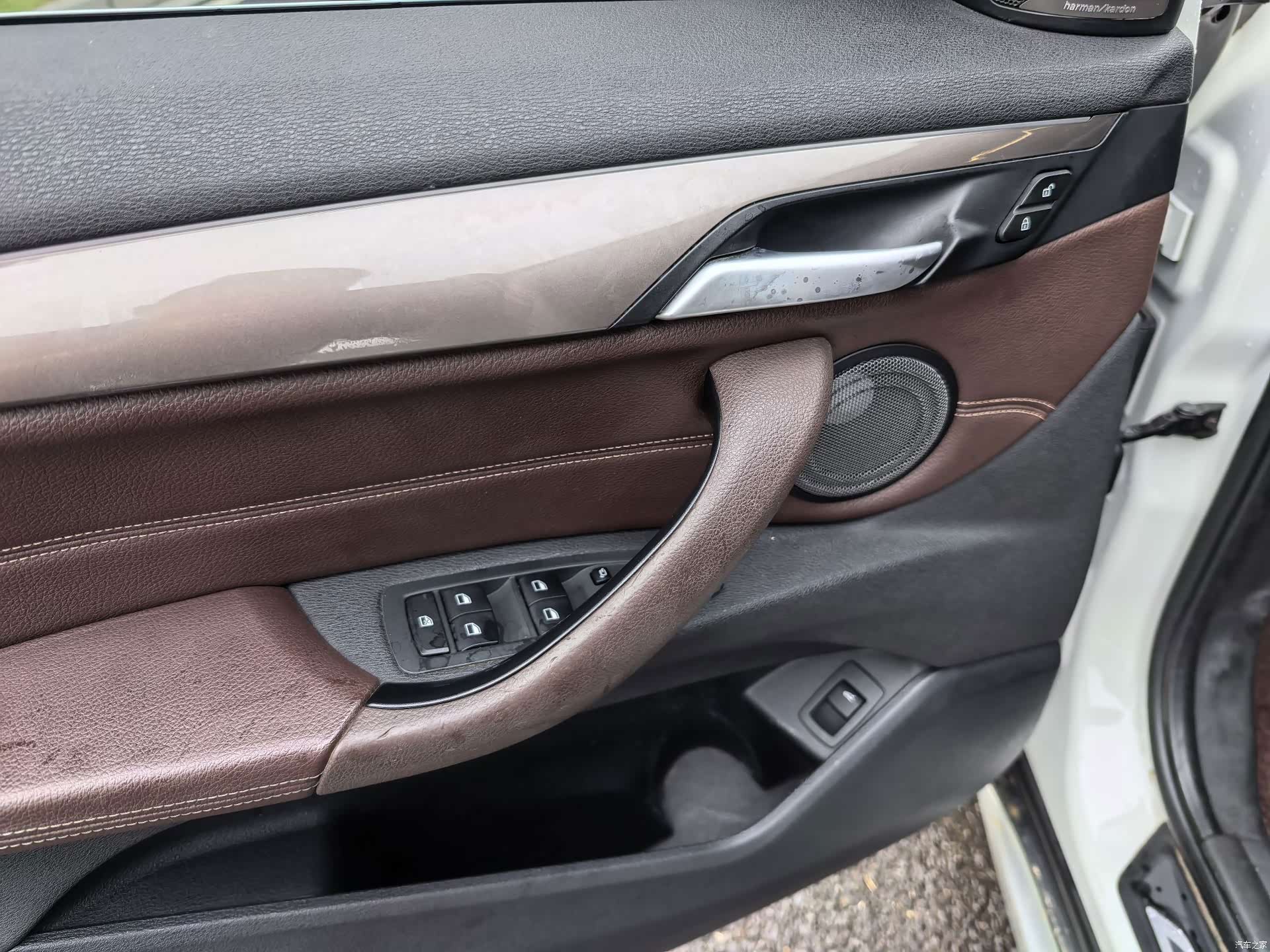 BMW X1, 2018 все фото