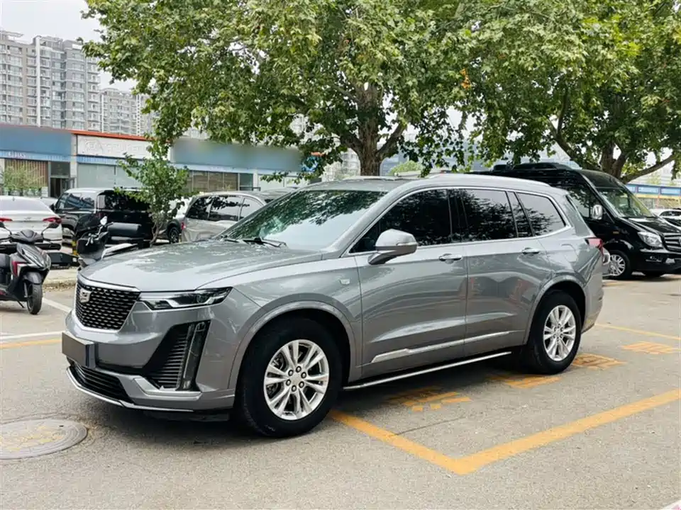 Cadillac XT6