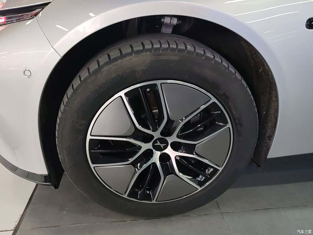 Xpeng P7, 2023 23