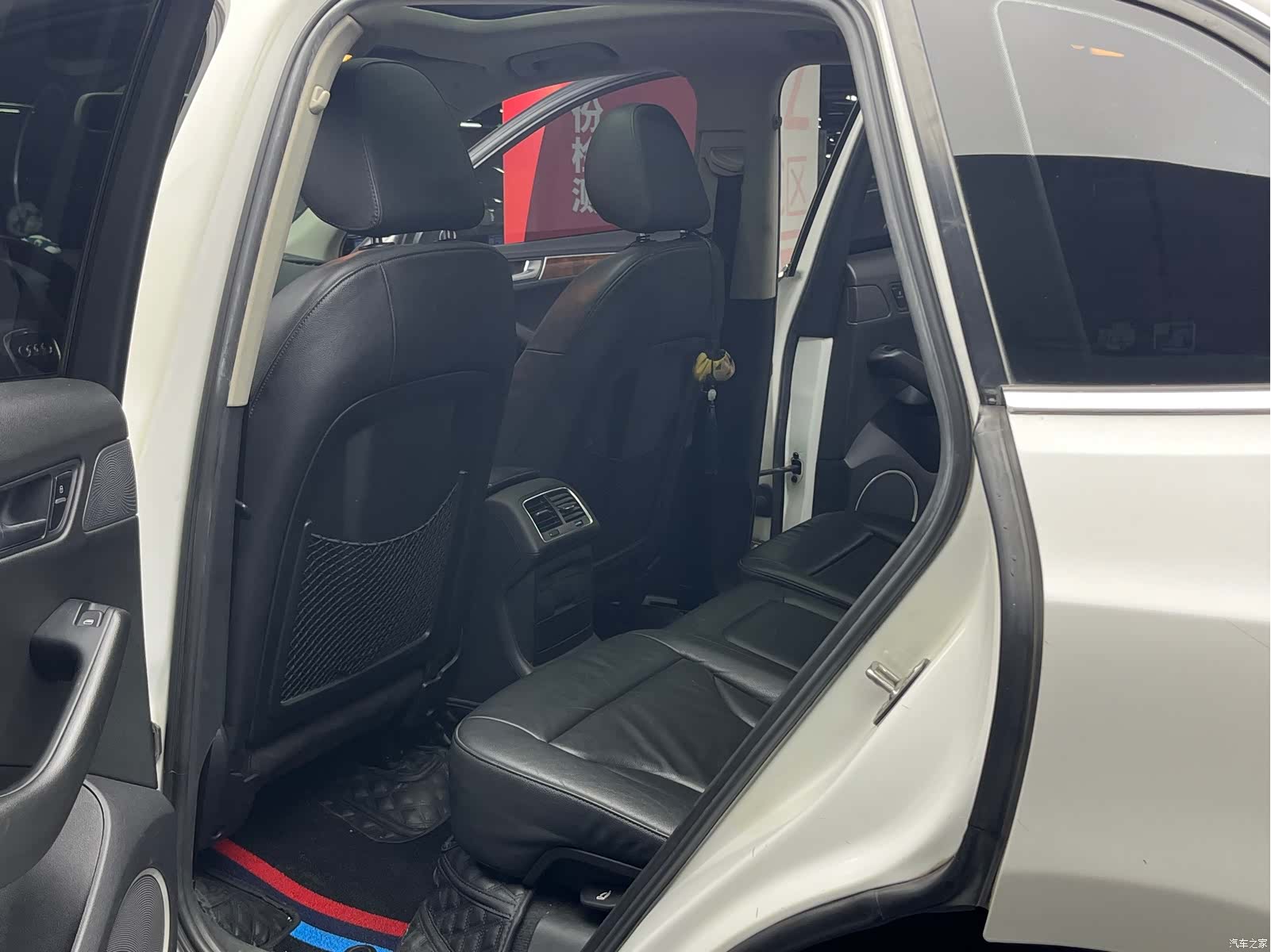 Audi Q5, 2010 14
