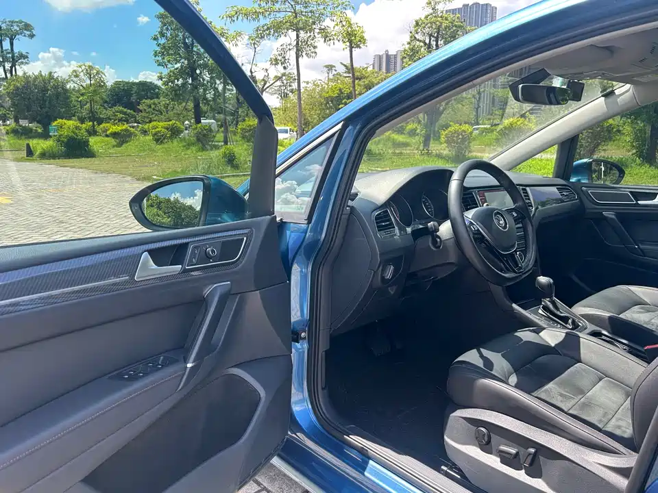 Volkswagen Golf*Jiayu