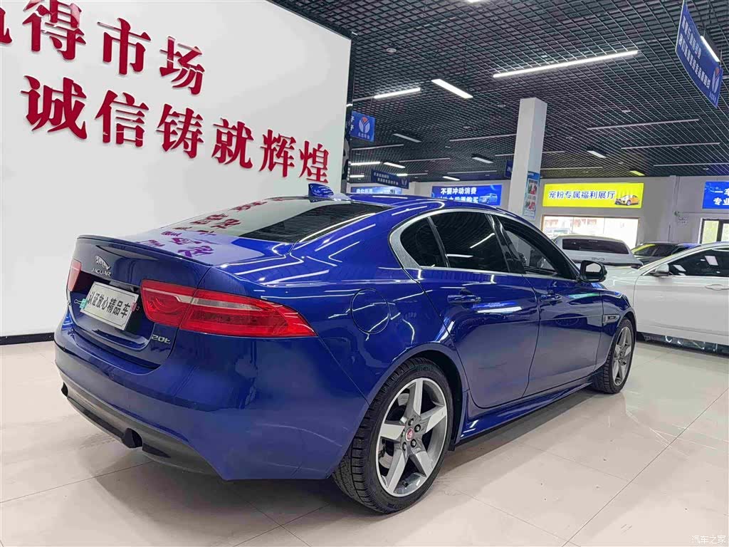 Jaguar XE, 2017 6