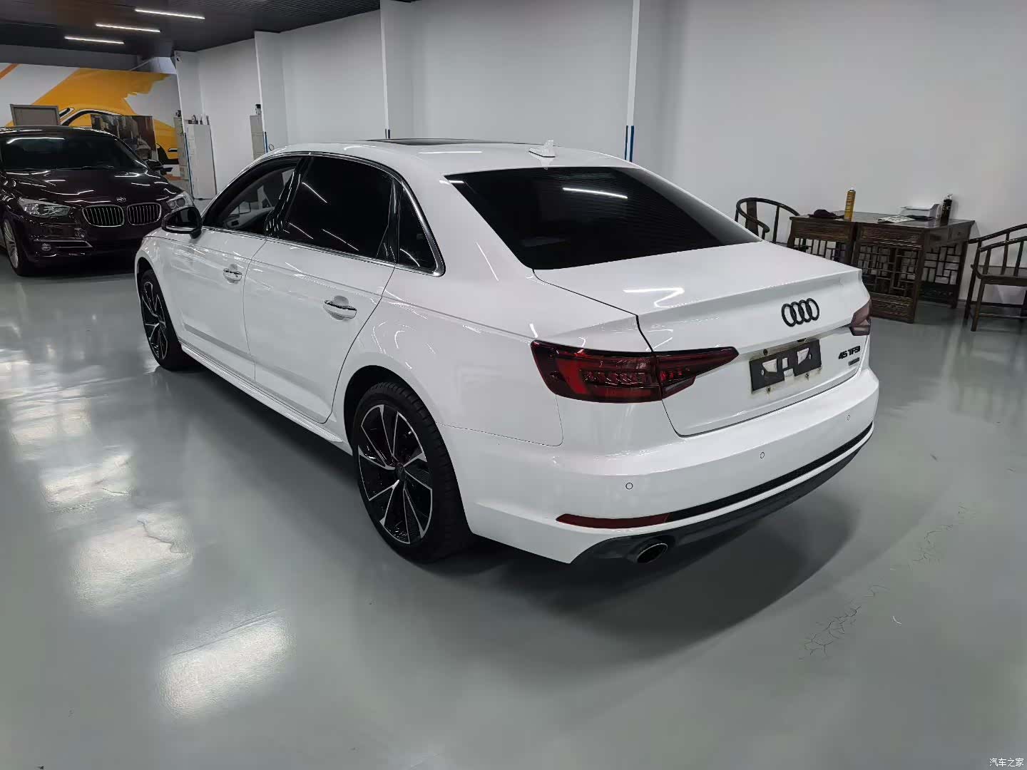 Audi A4L, 2018 7