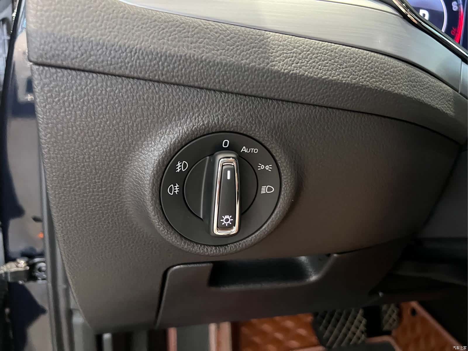 Skoda Superb, 2023 11