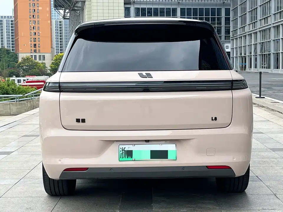 Li Auto Ideal L8
