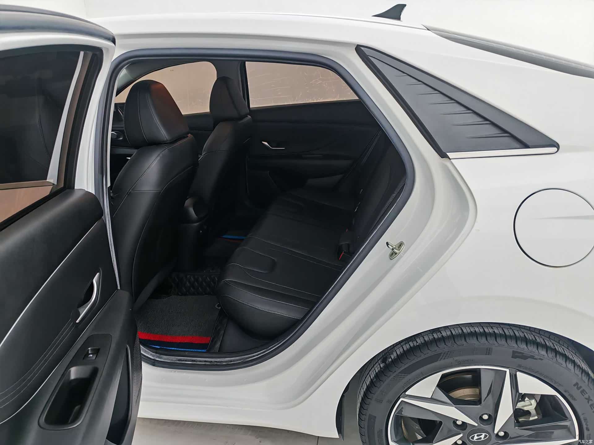 Hyundai Elantra, 2021 21
