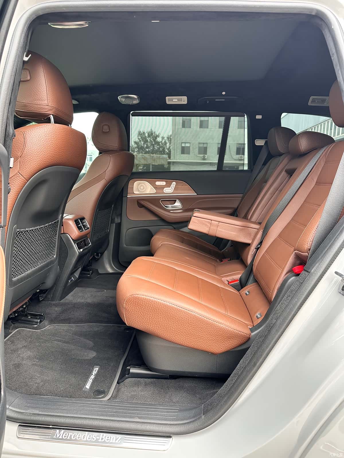 Mercedes-Benz GLS, 2024 17