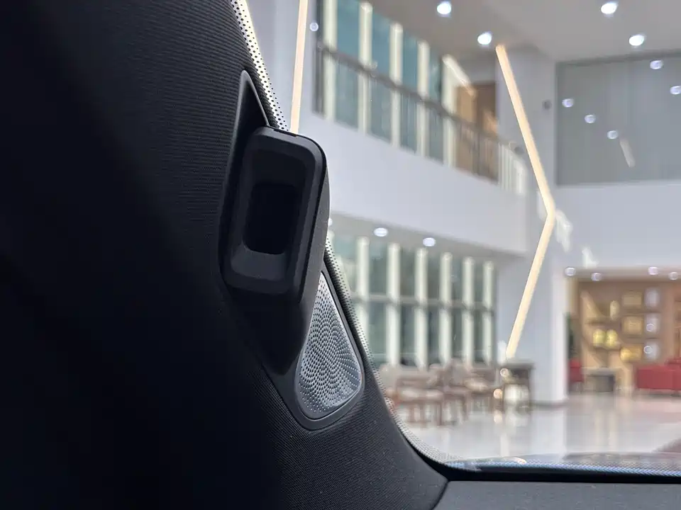 AITO Ask the world M7