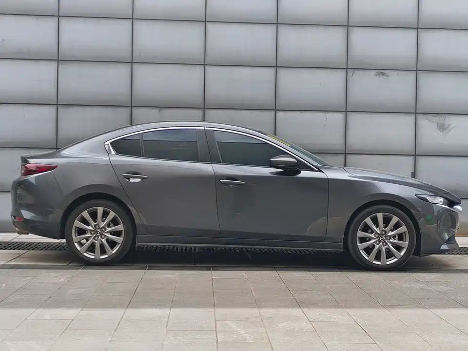 Mazda 3 Angkesaila