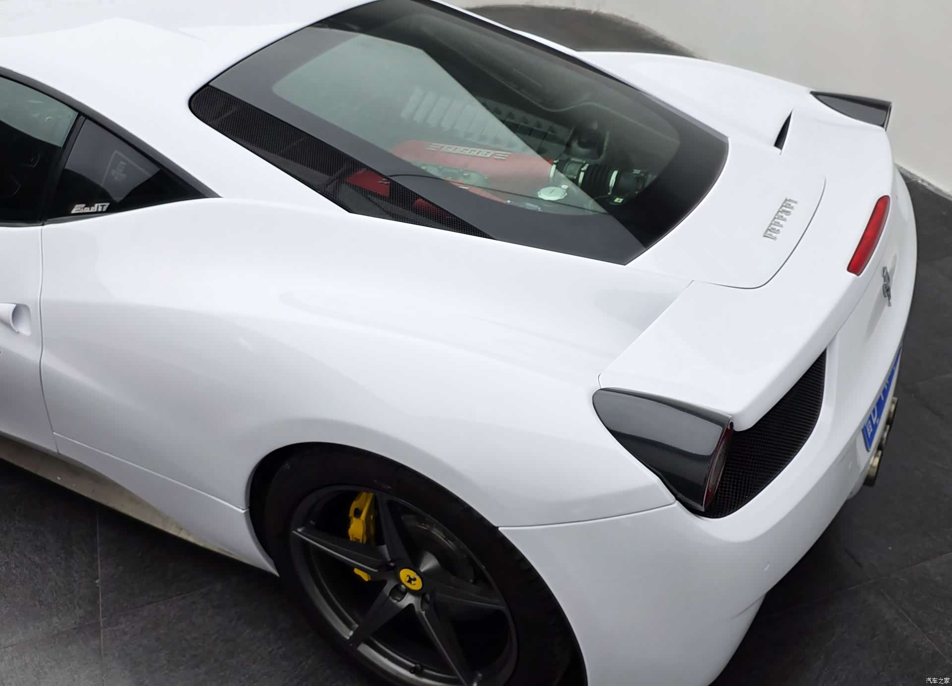 Ferrari 458, 2013 4
