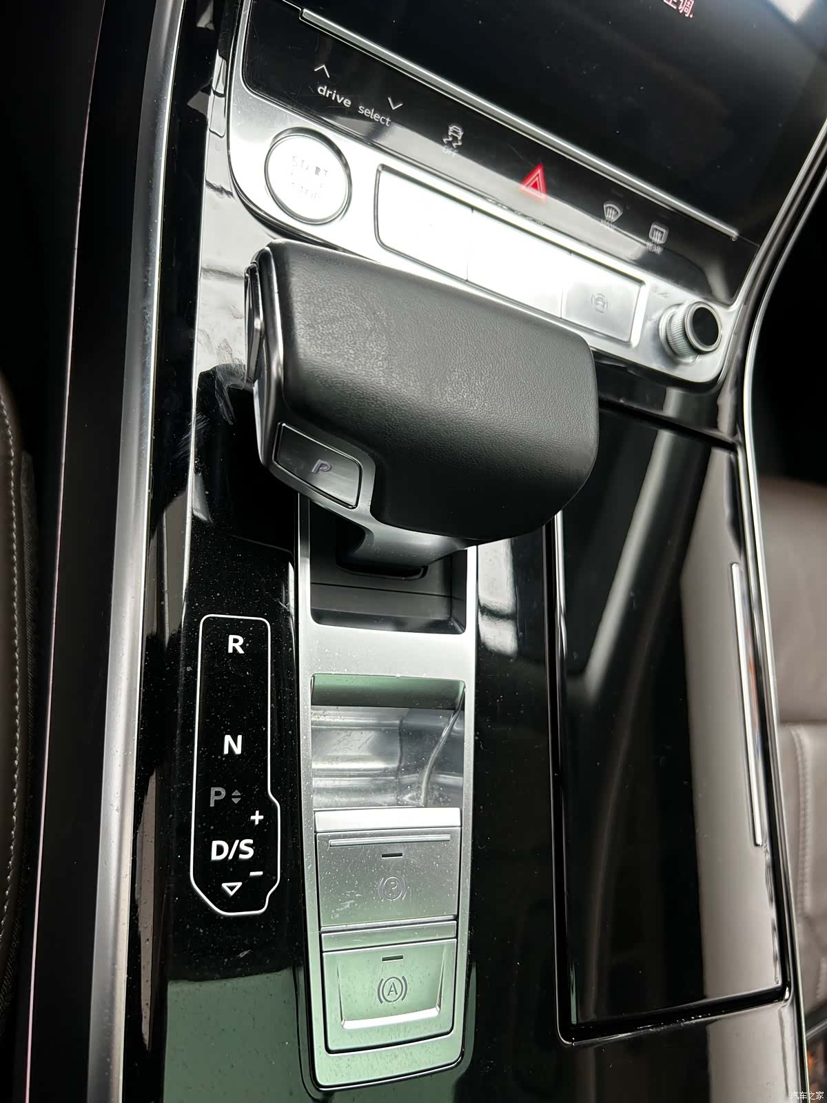 Audi A8L, 2019 10