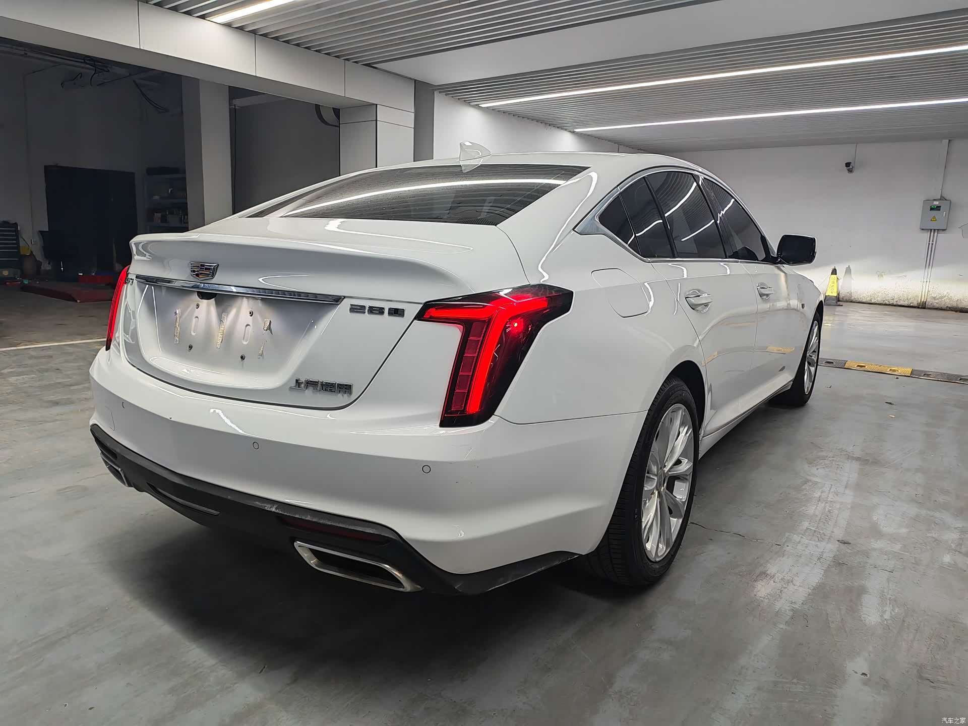 Cadillac CT5, 2022 15