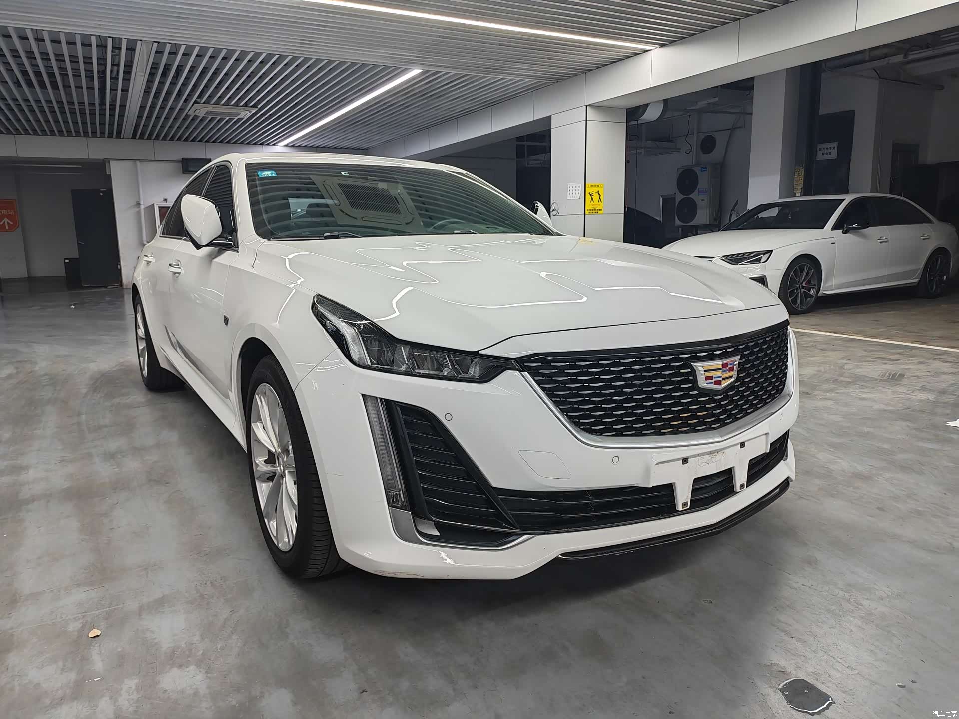 Cadillac CT5, 2022 3