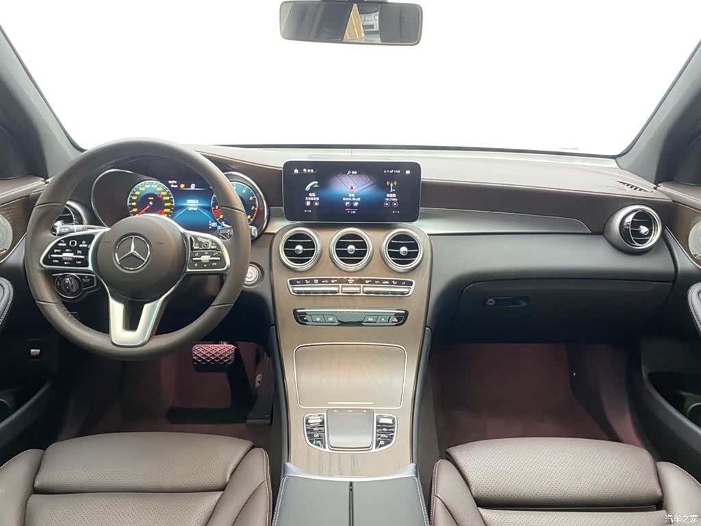 Mercedes-Benz GLC, 2023 15