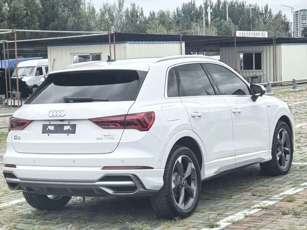 Audi Q3, 2023 9