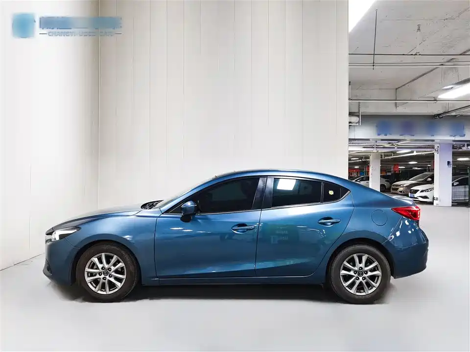 Mazda 3 Angkesaila
