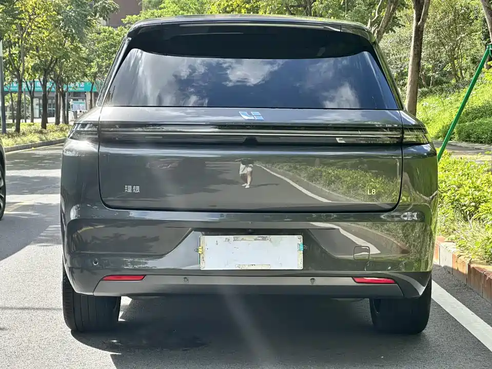 Li Auto Ideal L8