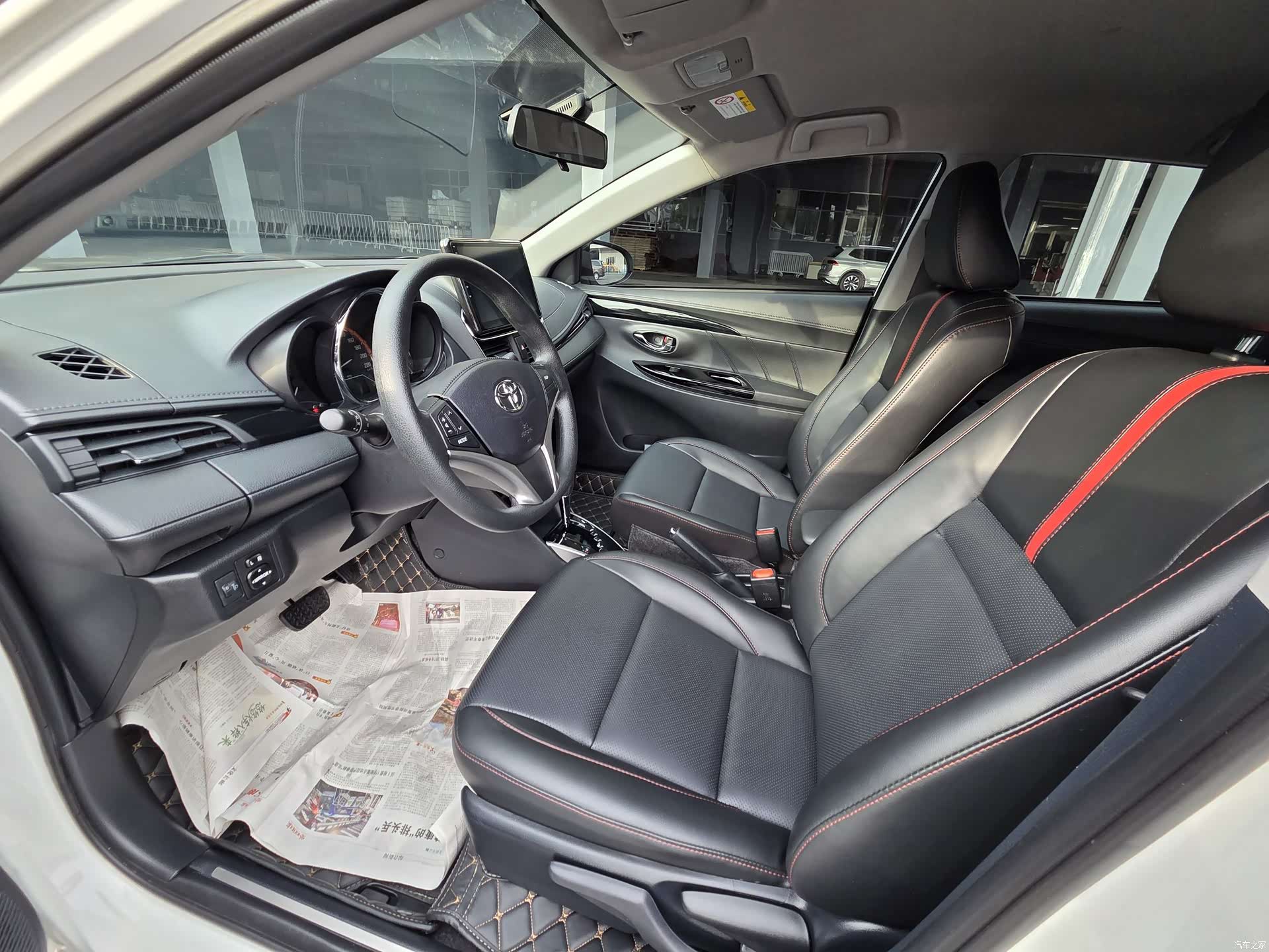 Toyota YARiS L, 2023 10