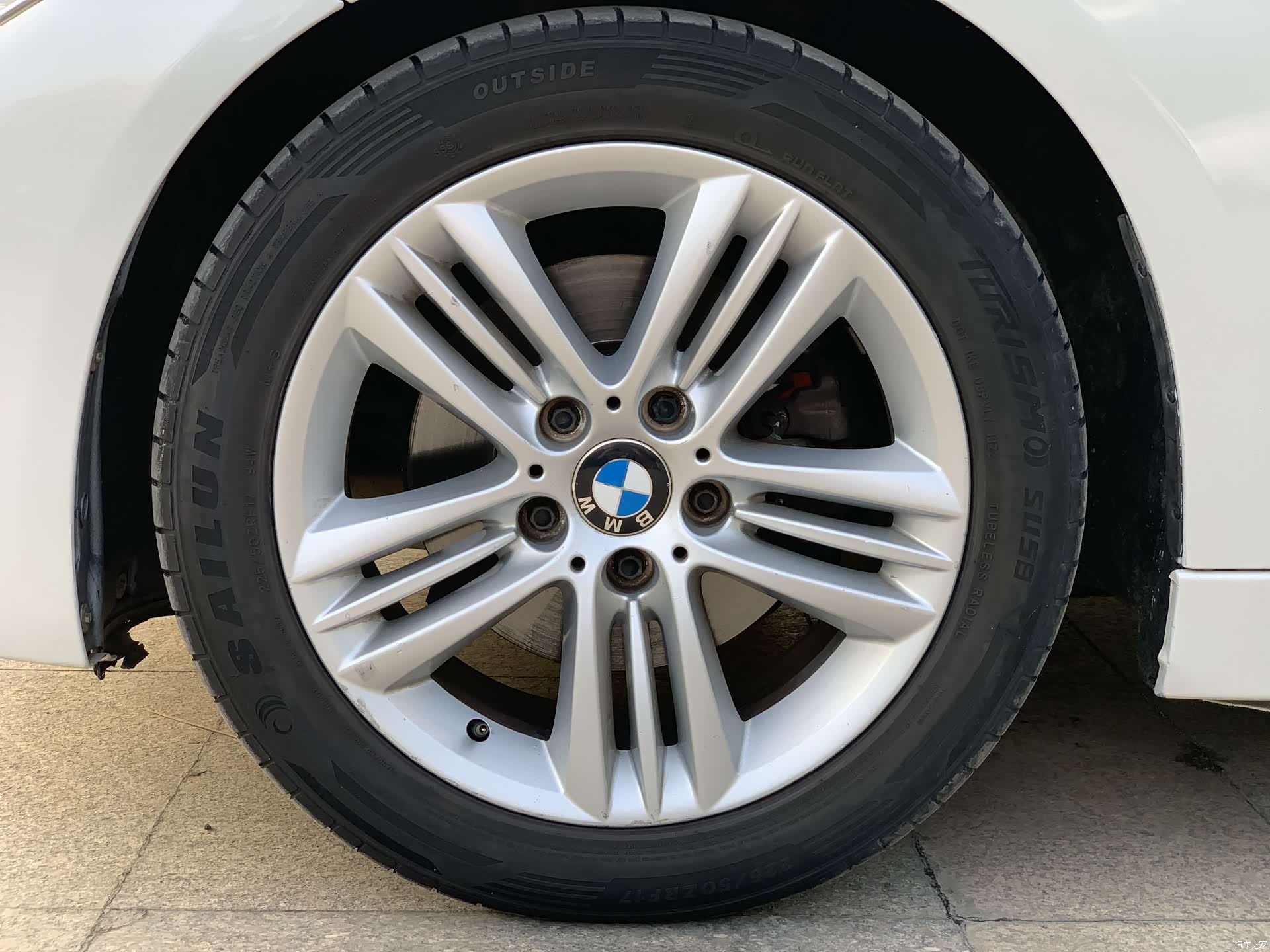 BMW 3 Series, 2016 10