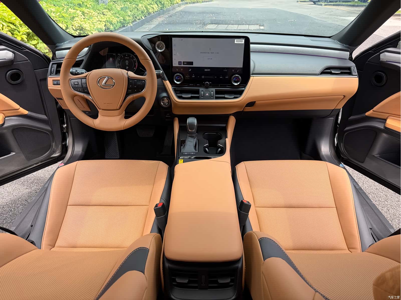 Lexus ES, 2025 все фото