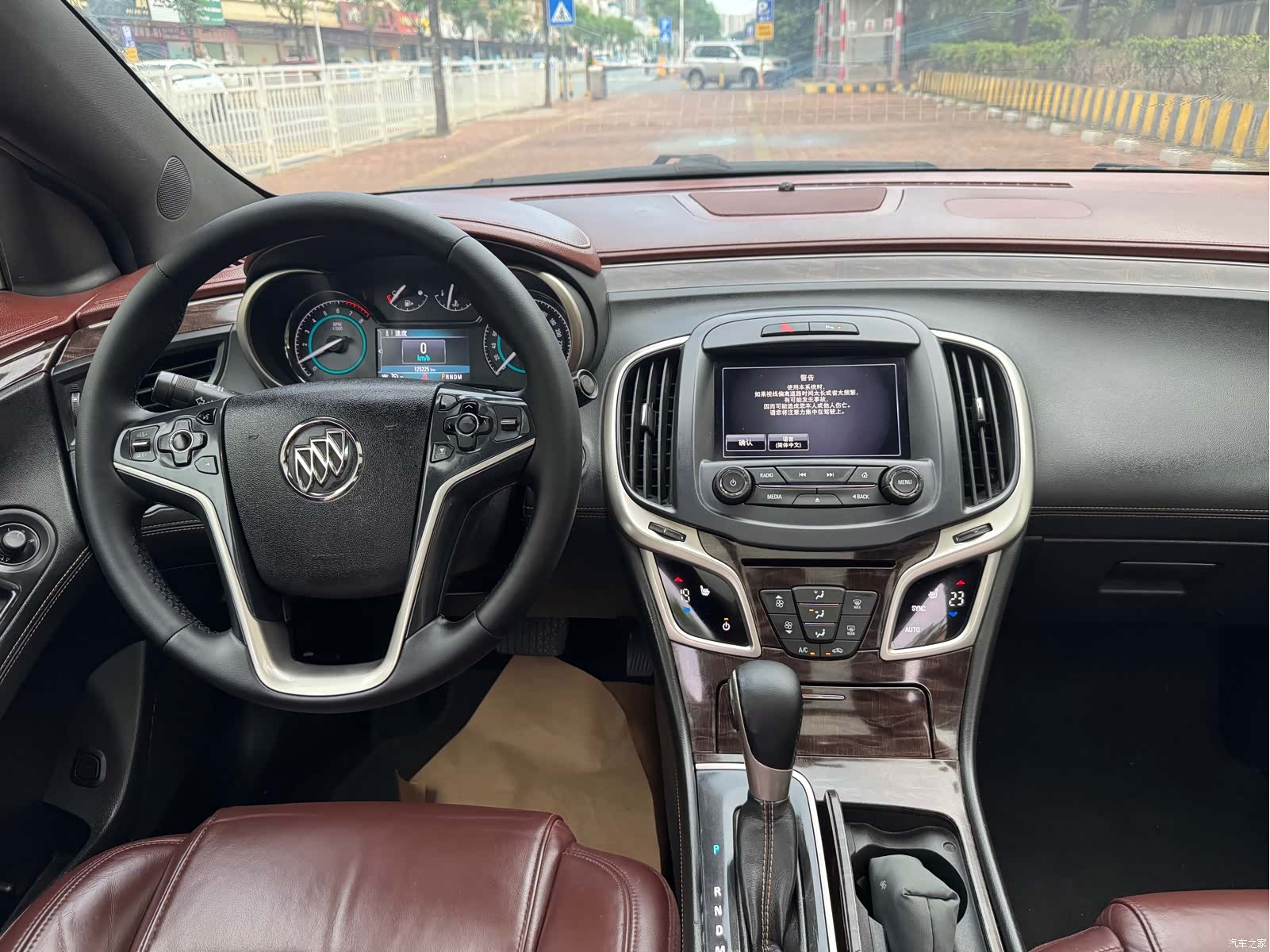 Buick LaCrosse, 2015 16