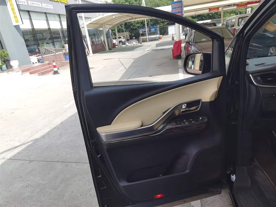 JAC Refine Ruifeng L6 MAX