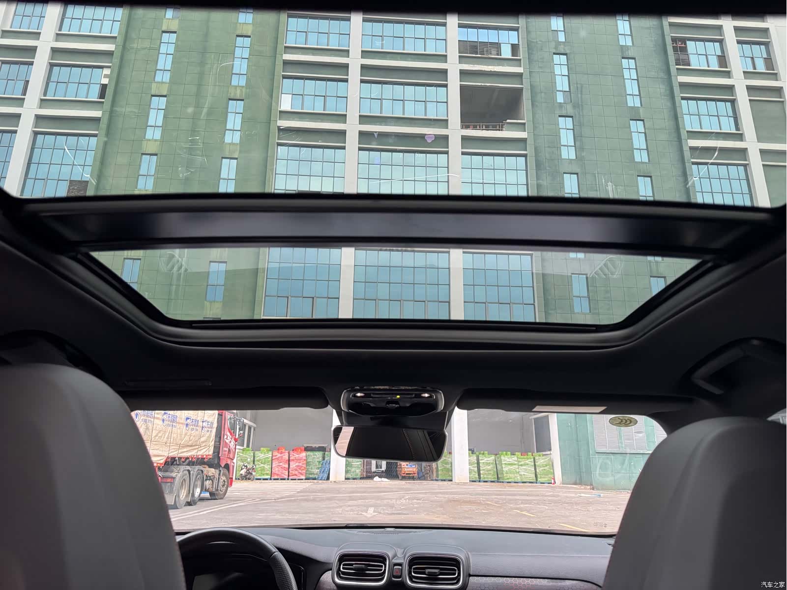 Lynk & Co 01, 2019 17