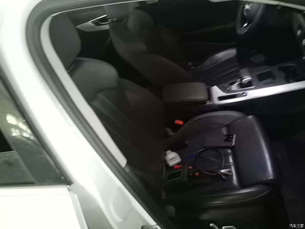 Audi A4L, 2024 25