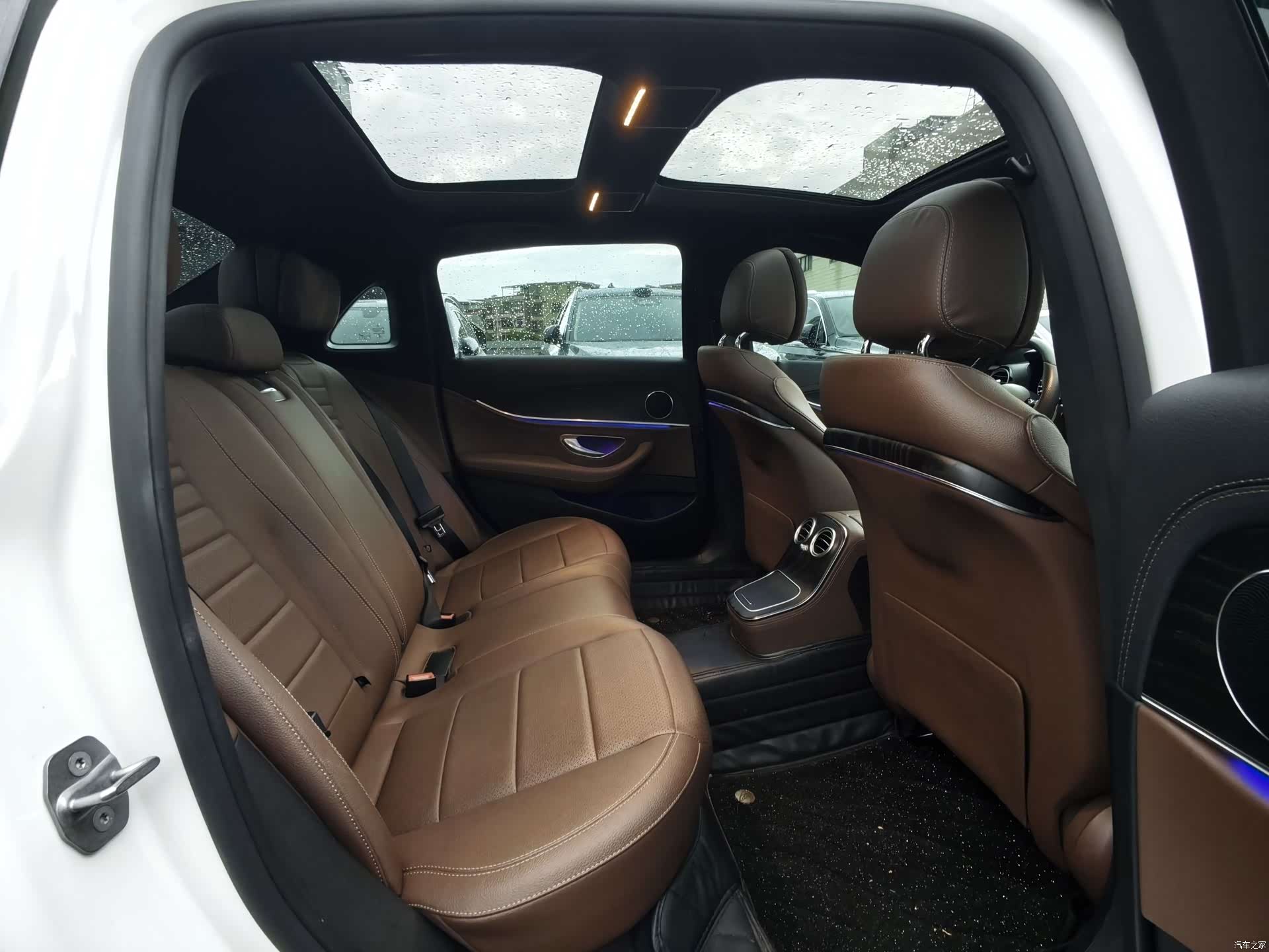Mercedes-Benz E-Class, 2021 15