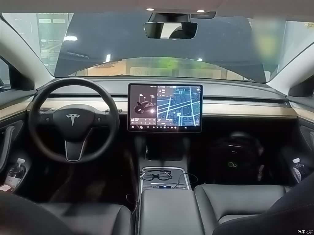 Tesla Model 3, 2021 10